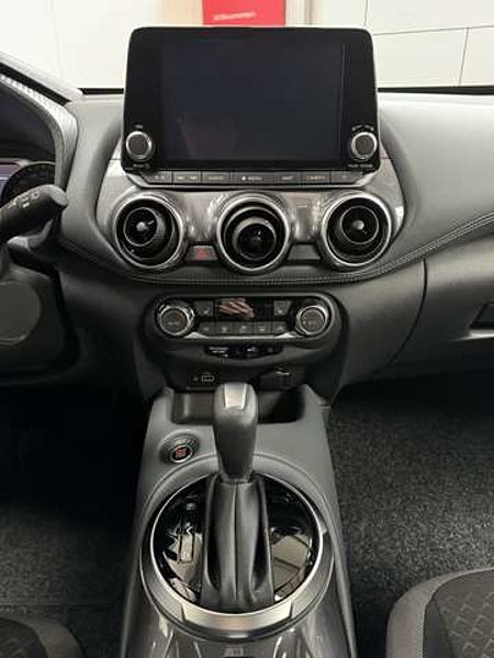 Nissan Juke N-Connecta 1.0 DIG-T Automatik